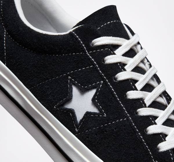 Tenisi Low Top Converse One Star Negrii Albi | CV-215ZAJ